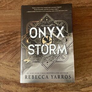 Onyx Storm Deluxe Edition